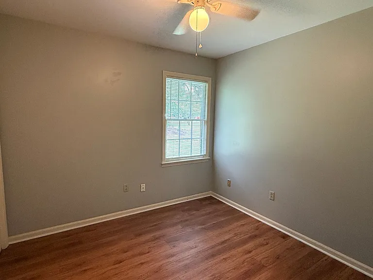 209 Longstreet St — Photo 22
