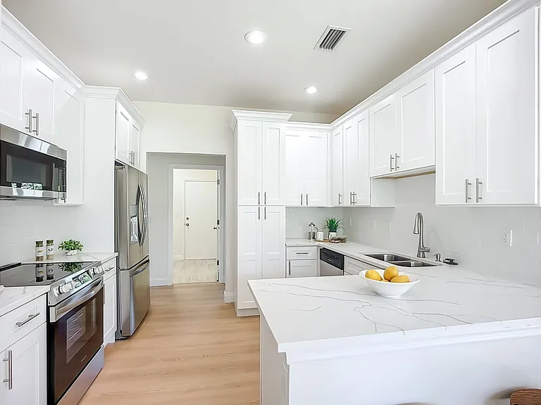 2960 Sandringham Pl — Photo 7