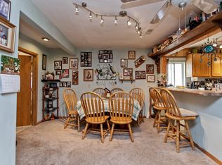 5125 Ely Rd SW, Cedar Rapids, IA 52404