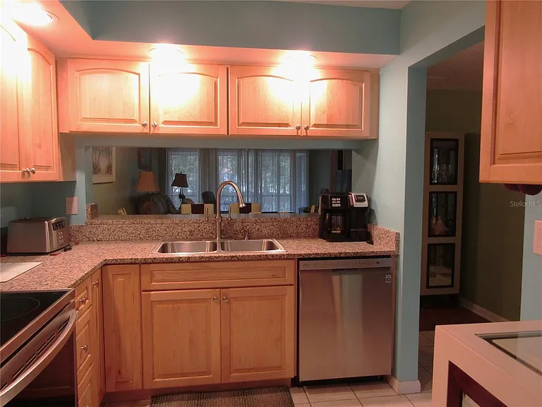 4733 Winslow Beacon #13 — Photo 10
