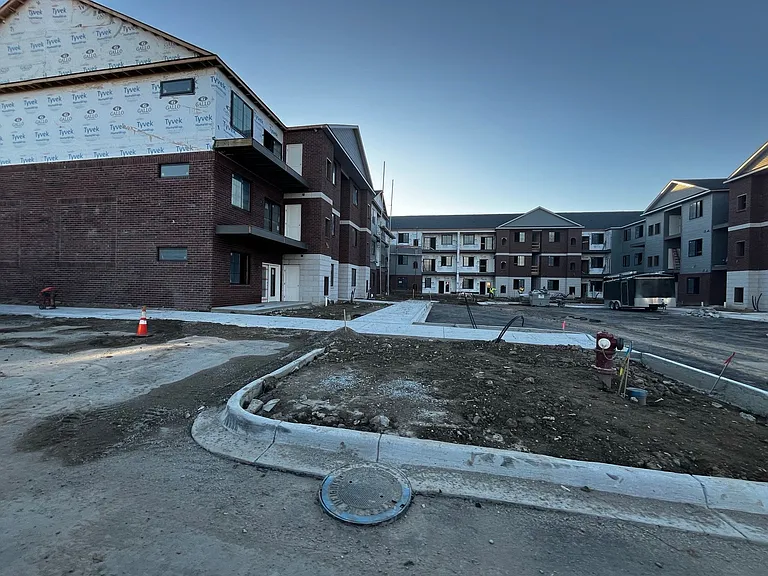 Marketplace Cove — Photo 18