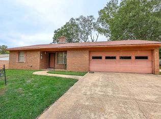 2010 Gaines St, El Dorado, AR 71730