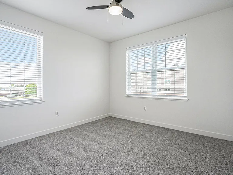 Meadowbrooke Apartment Homes — Photo 116