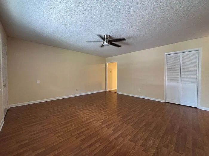 2 bed, 2.0 bath, 900 sqft, $850 — Photo 4