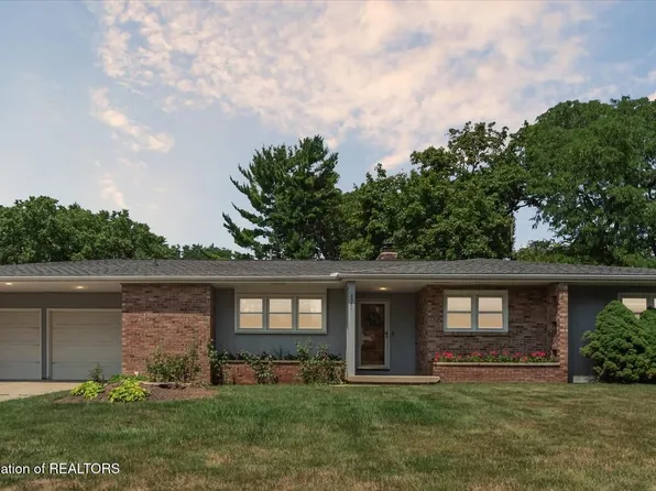 3301 Melody Ln, Lansing, MI 48912