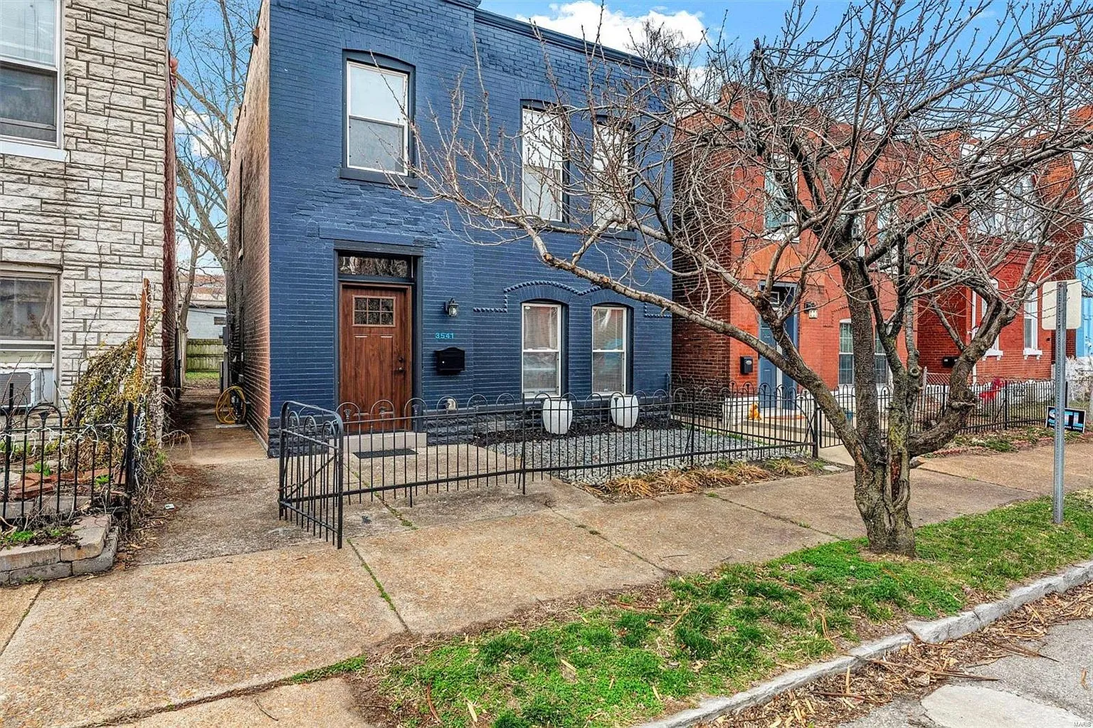 3541 Illinois Ave photo 1