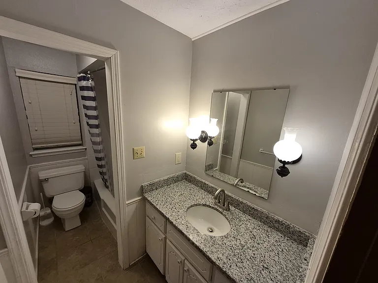1414 E Boyd St — Photo 13