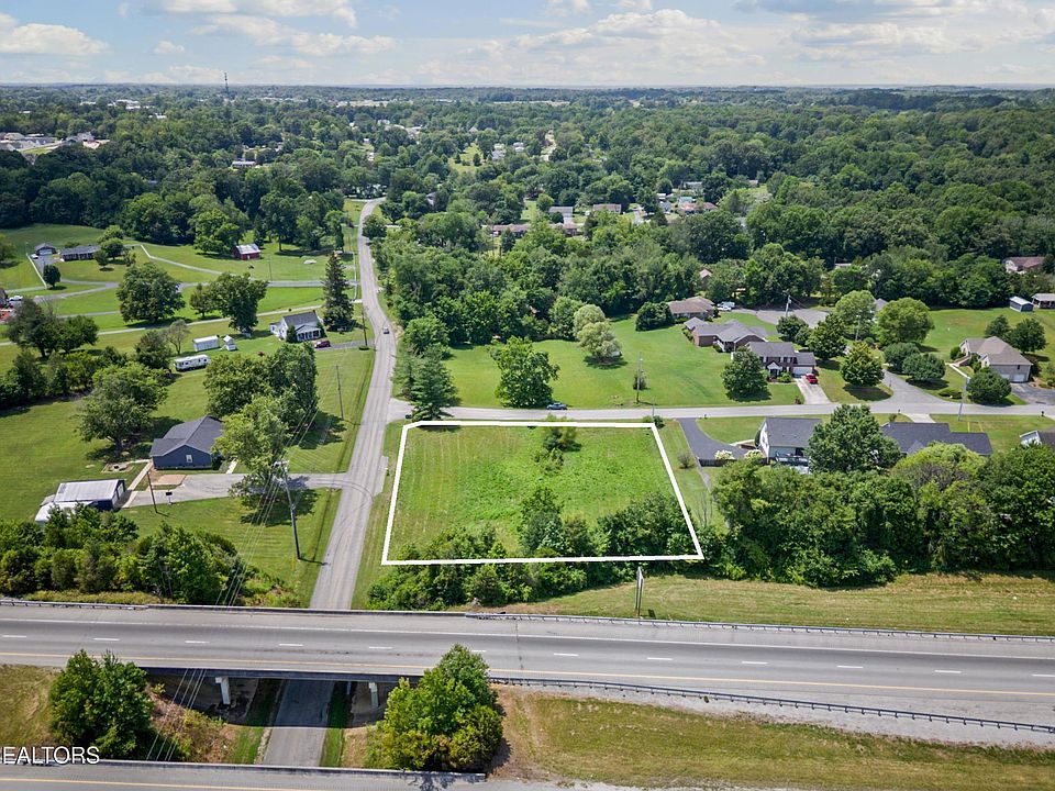 1st image of 3 & 4 Suffolk Dr
