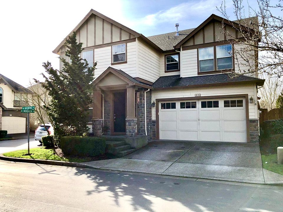 1st image of 235 NE Greenridge Pl