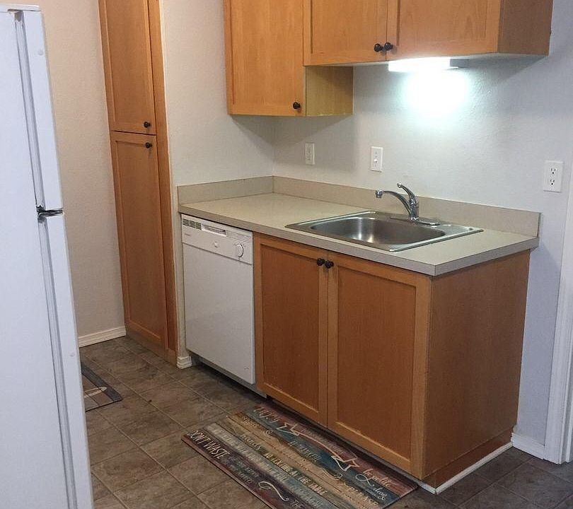 2nd image of 4439 SE 26th Ave #4439
