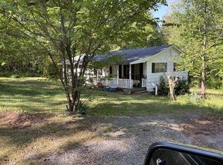 302 Mockingbird Dr, Camp Hill, AL 36850