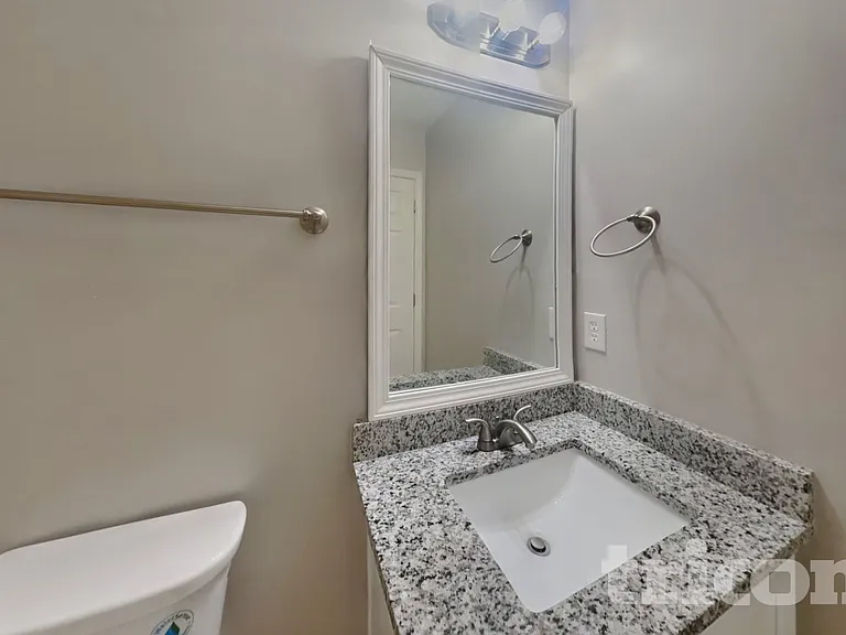 910 Statler Dr — Photo 13