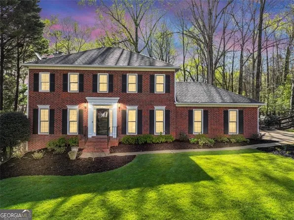 2322 Milstead Cir NE, Marietta, GA 30066