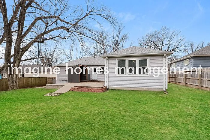 9001 Switzer St — Photo 16