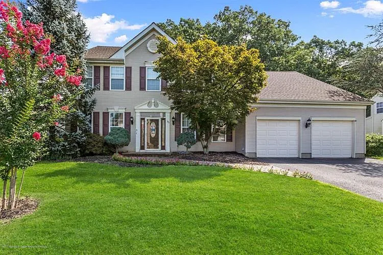35 Danella Way photo 1