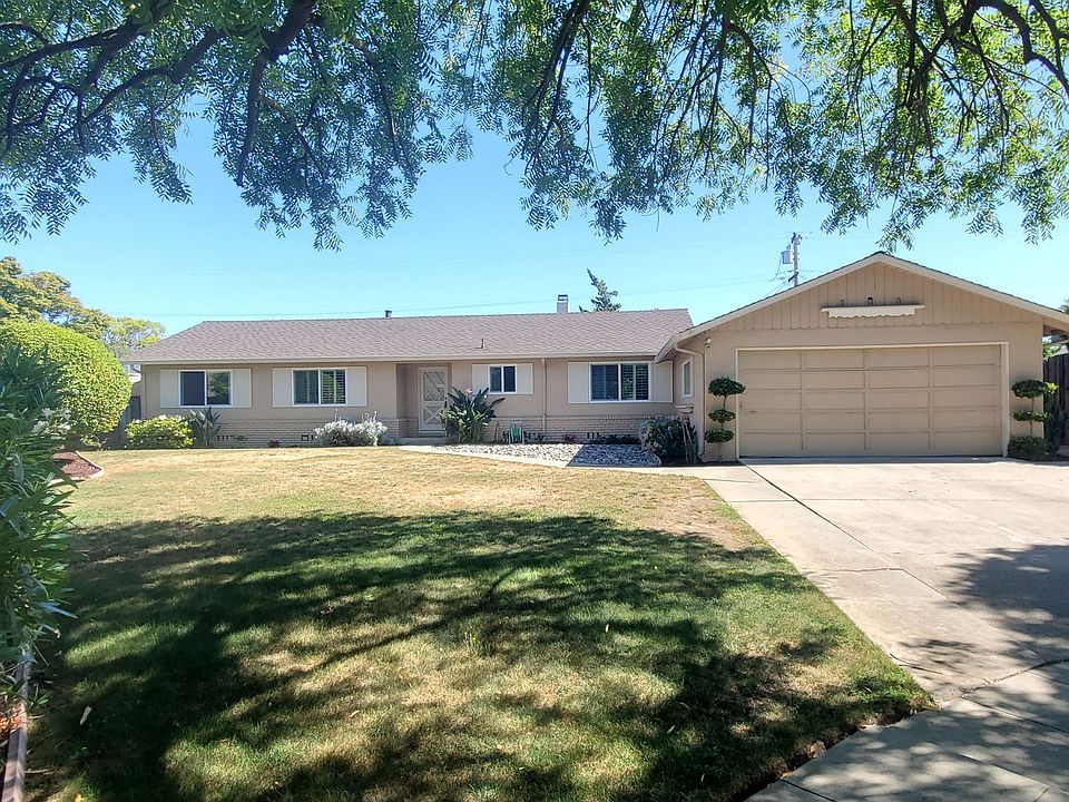 1st image of 2946 Benjamin Ct