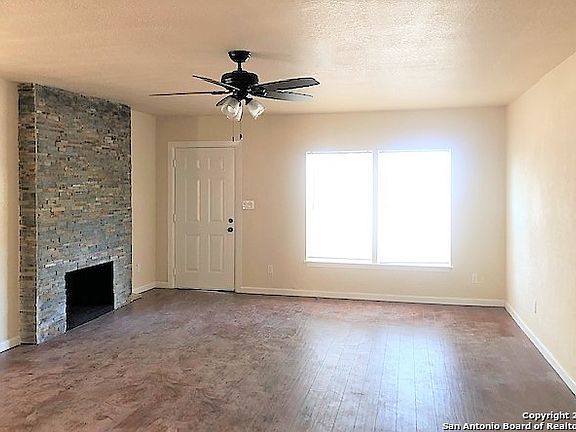 3rd image of 104 Buena