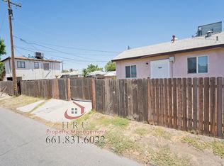 1616 El Ralfo Dr, Bakersfield, CA 93304