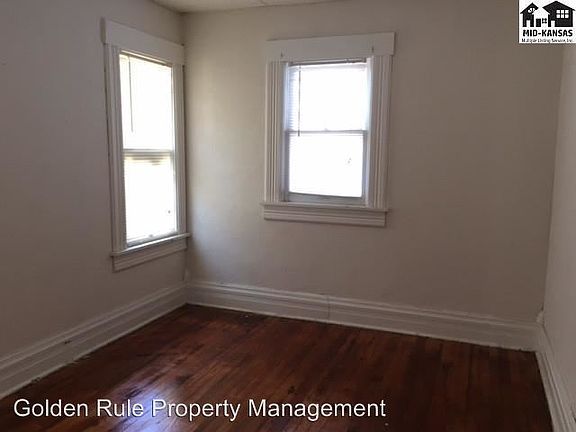3rd image of 18 E 6th Ave APT 1