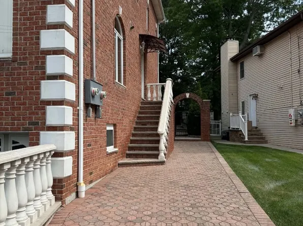 (undisclosed Address), Staten Island, NY 10309