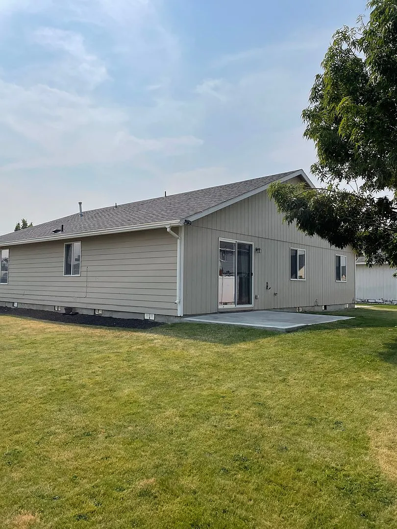 Price Drop! Spacious 1,520 Sq. Ft. Home with WSG included! — Photo 3