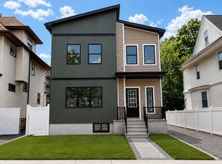21 Hampton Ter, East Orange, NJ 07018