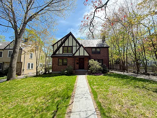 48 Acacia Ave Photo 1