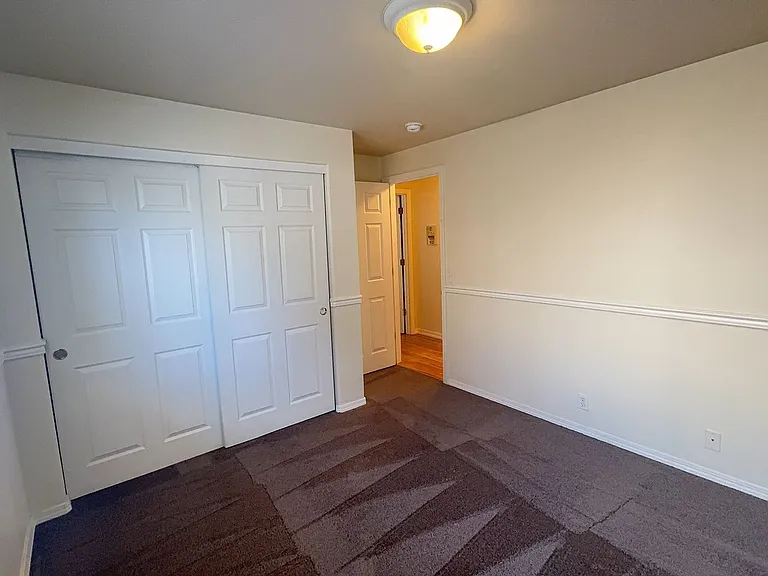 1652 Inverness Dr — Photo 14