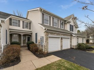 4 Pinehurst Cir, Annandale, NJ 08801