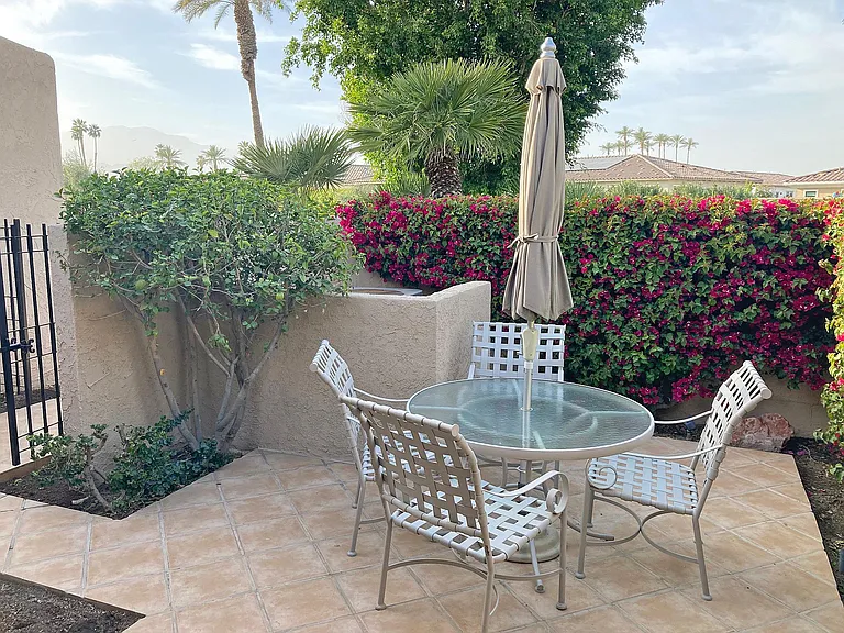 Algonquin Cir — Photo 11