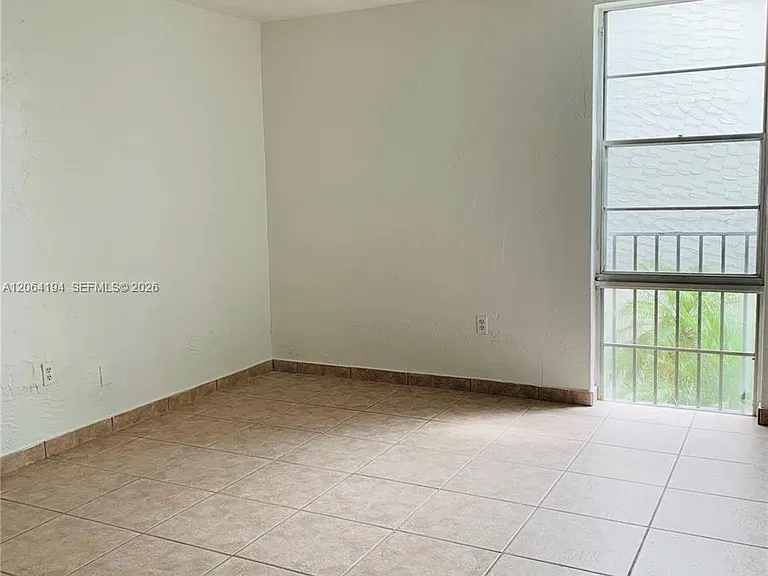 6900 N Kendall Dr #A304 — Photo 8