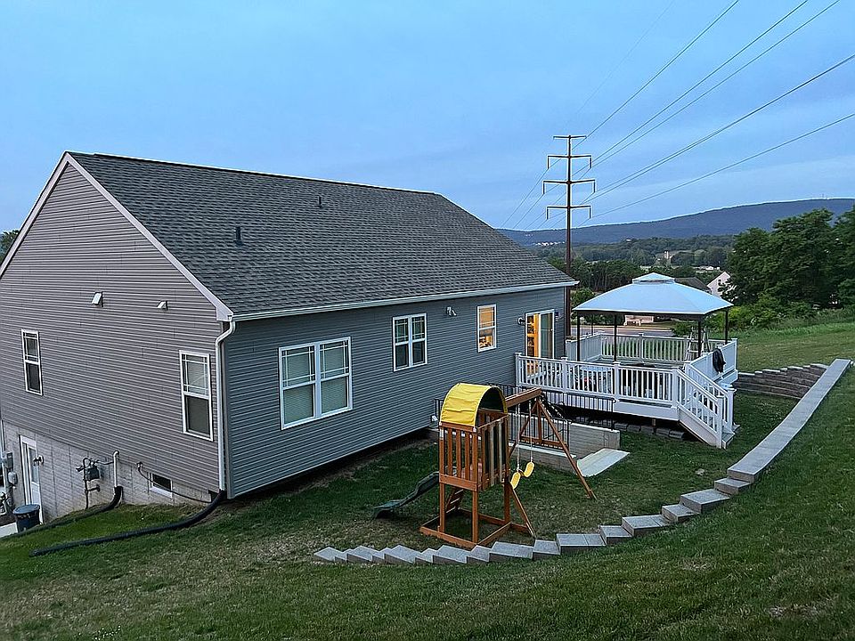 2nd image of 519 Hollengreen Dr