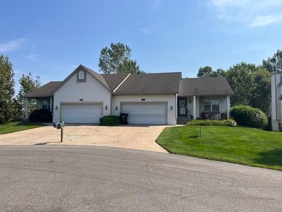 3590 Twin Oaks Ln, Holland, MI, 49424