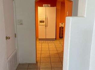 1610 Sunset Gardens Rd SW, Albuquerque, NM 87105