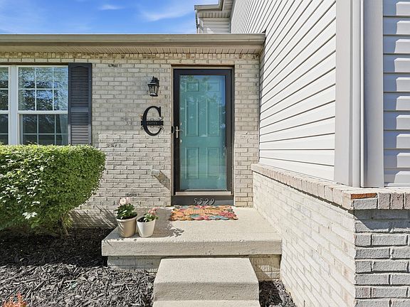 4th image of 5529 Longworth Dr