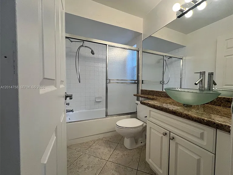 465 Somerset Way — Photo 9