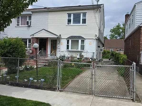 120-23 194th St, Saint Albans, NY 11412