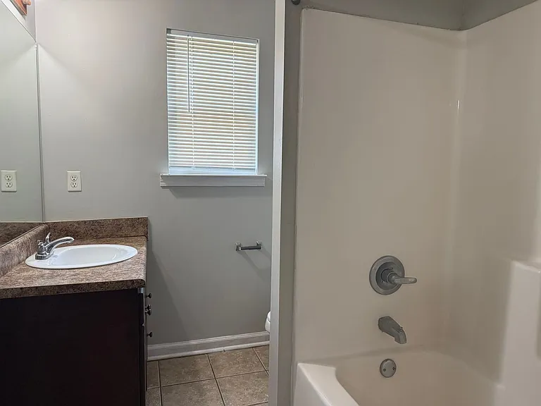 2510 Barnesdale Way — Photo 10