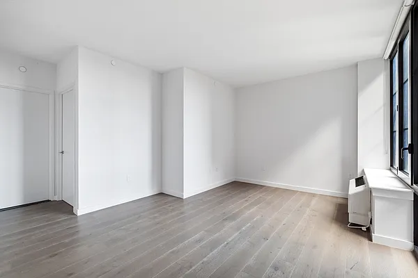 Rented by Greystar | media 1