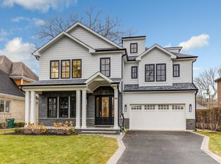 433 Sunset Dr, Wilmette, IL 60091