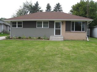 7355 Pheasant Trl, Racine, WI 53402