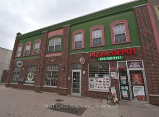 18 Market St #3, Brantford, ON