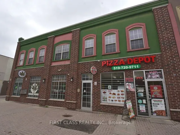 18 Market St, Brantford, ON