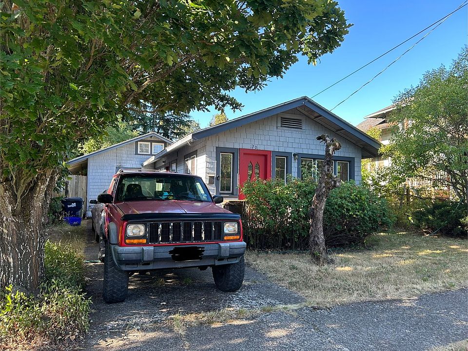 2nd image of 170 W 17th Ave