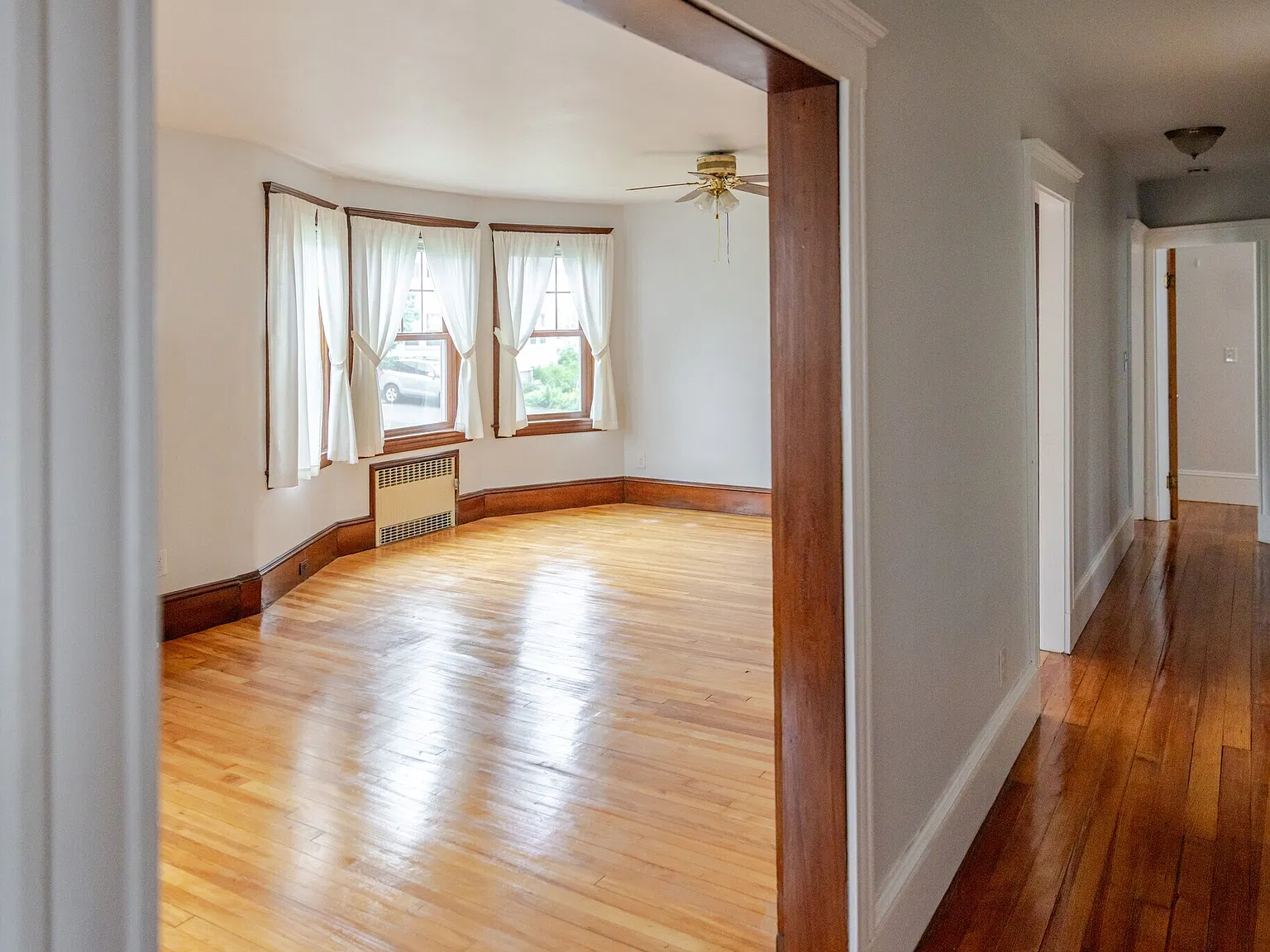 2 bed, 1210 sqft, $2,775 — Photo 3