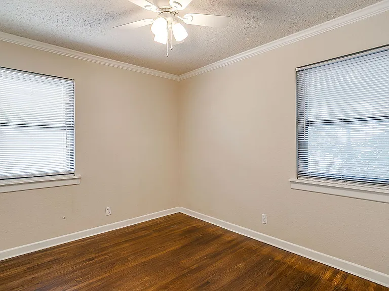 4713 Kilpatrick Ave — Photo 15