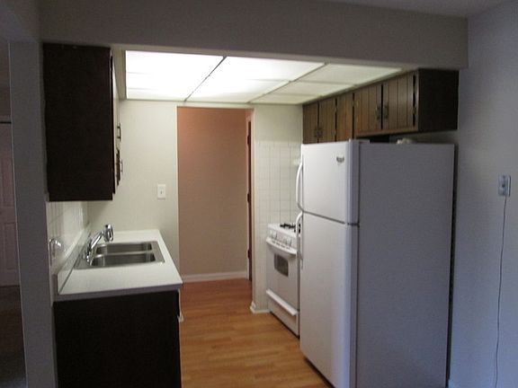 3rd image of 11245 S Harlem Ave APT B4