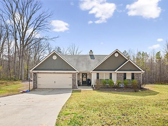 2nd image of 225 Tyler Way