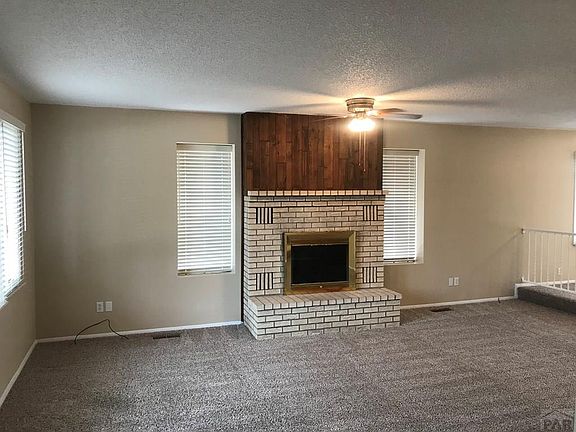 2nd image of 54 Sovereign Cir APT S