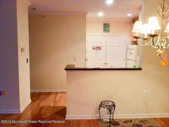 5th image of 535 Sophee Ln #5